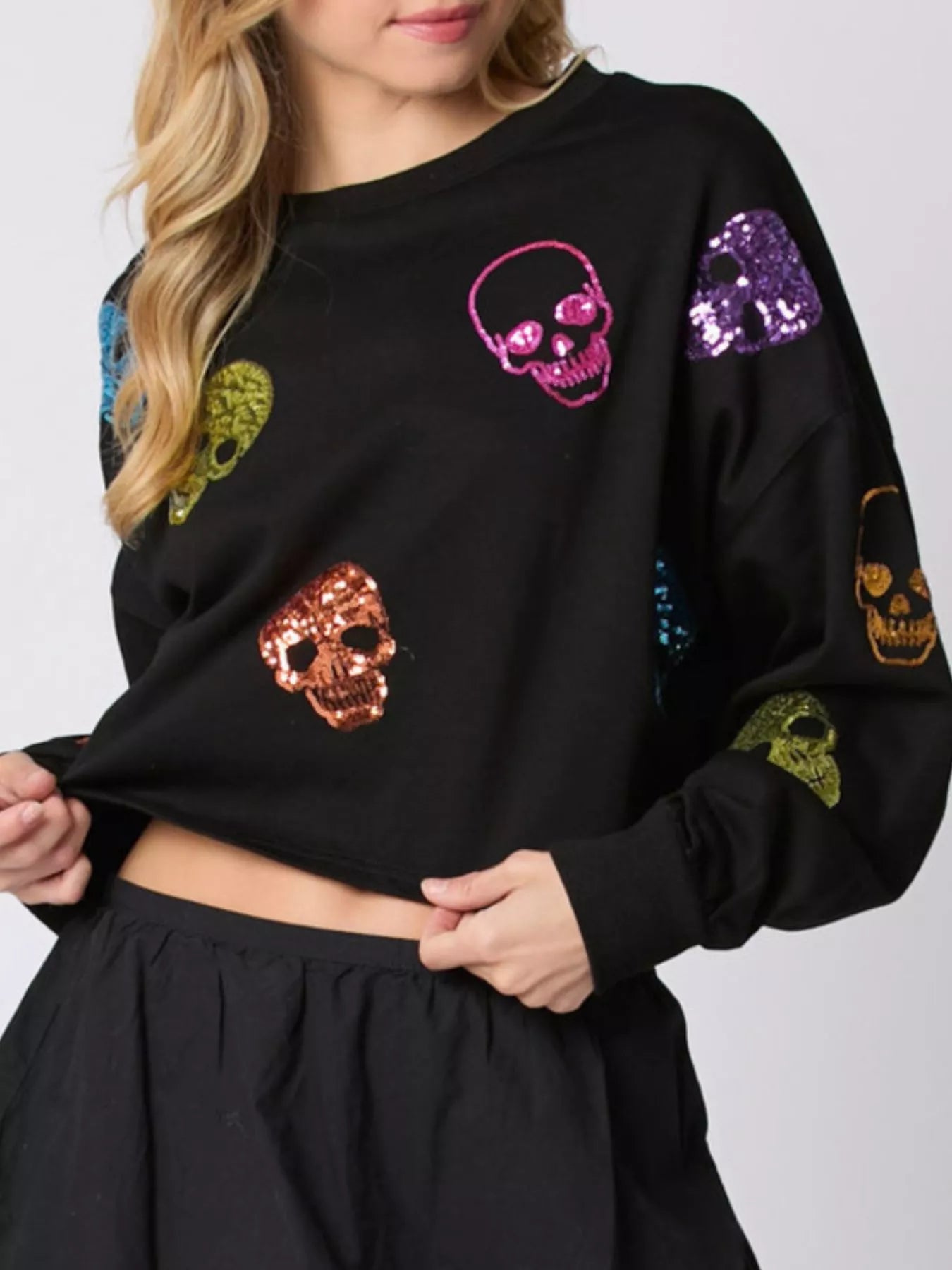 Sarah Express Women's Sequin Skull Long Sleeve Sweatshirt