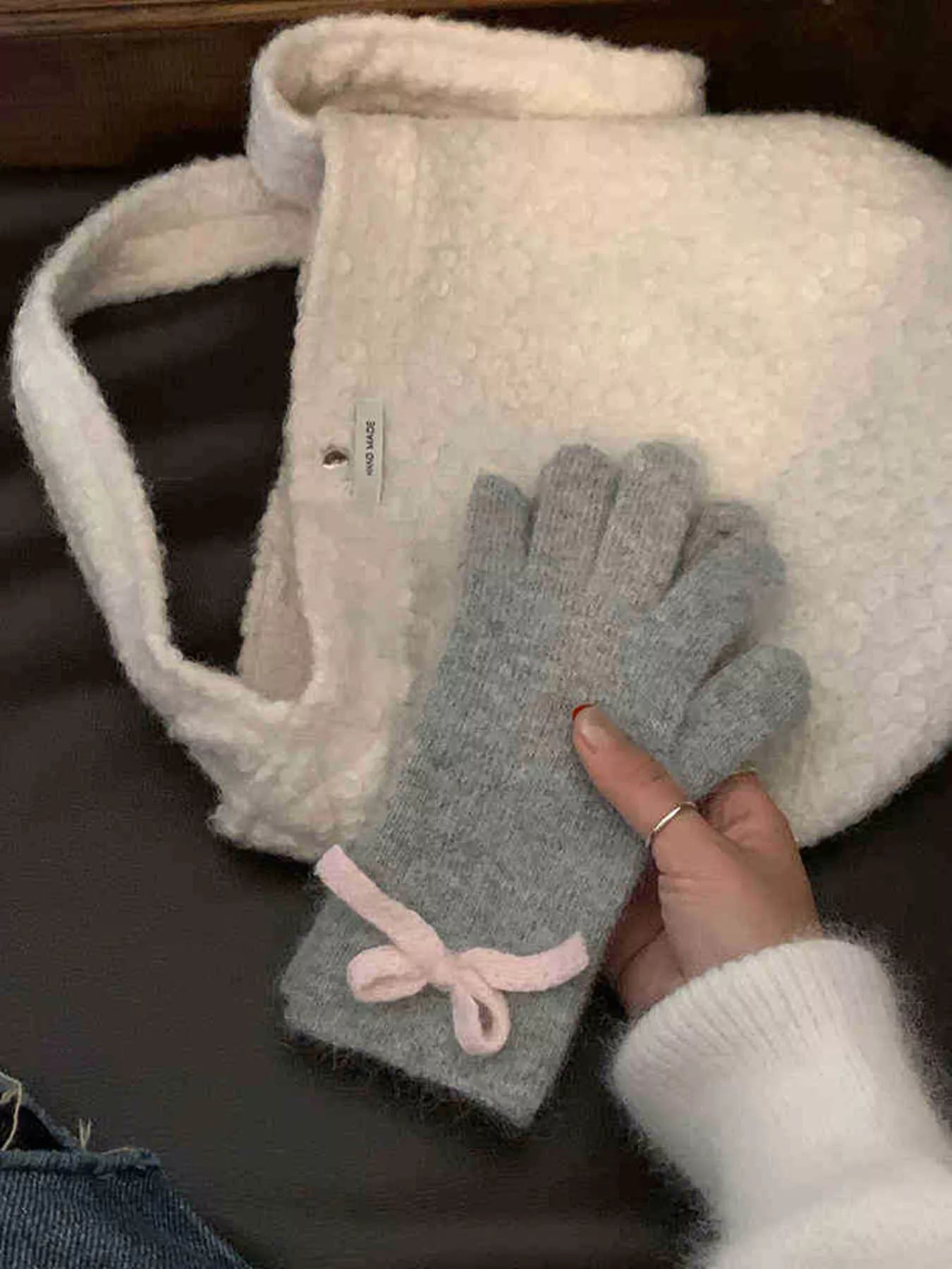 Sarah Express Women's Bow-Accent Knit Gloves - Cozy Winter Accessory Gray One Size