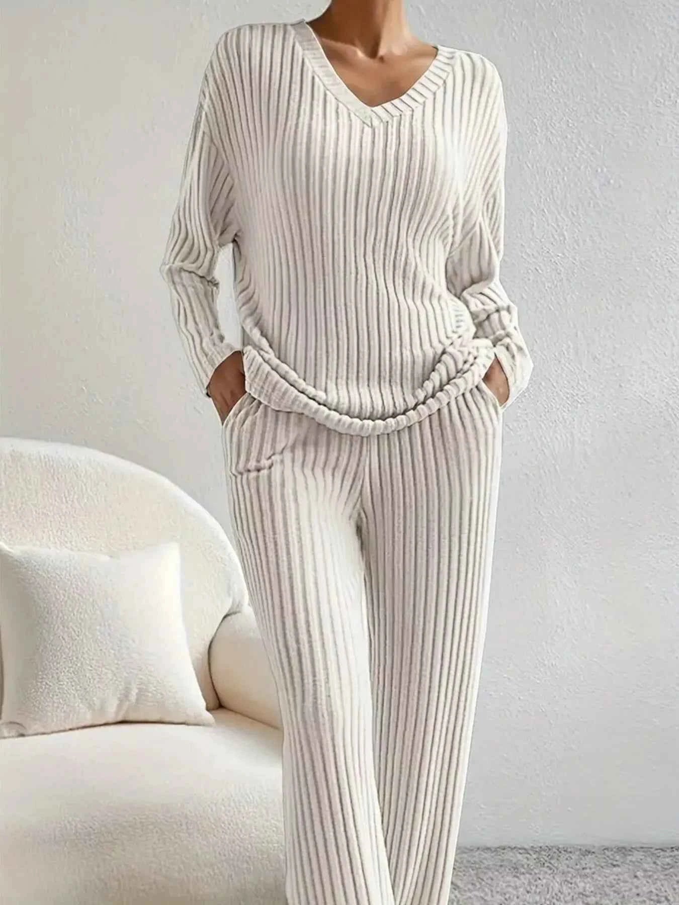 Sarah Express Women's Ribbed Knit V-Neck Top and Pants Set - Two Piece Lounge Set Off-white
