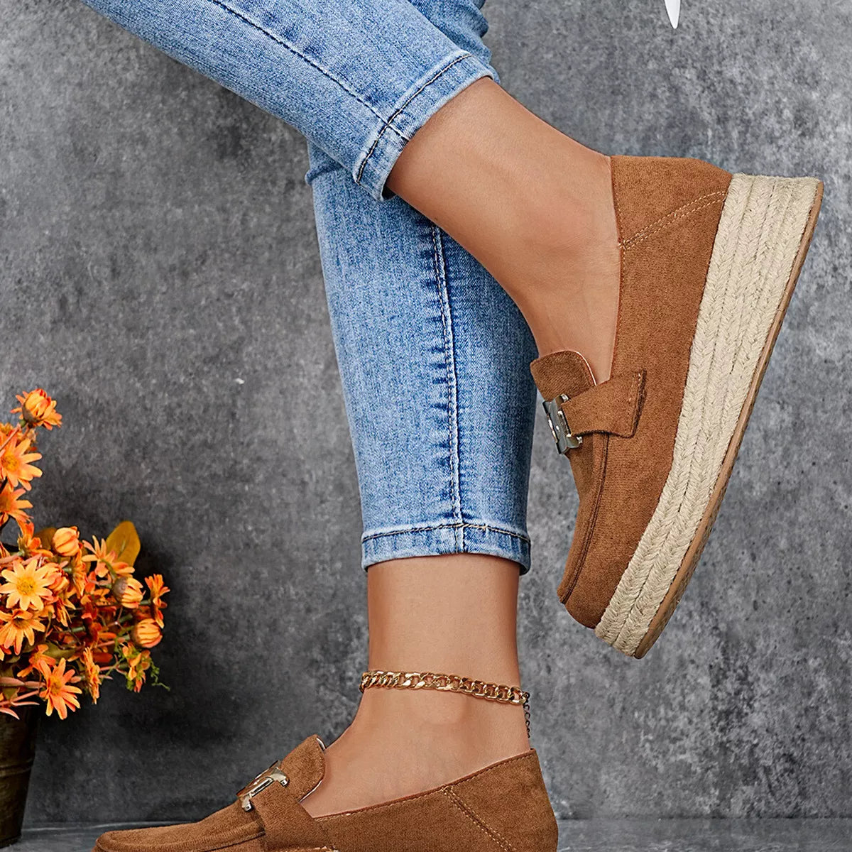 Sarah Express Women's Round Toe Platform Slip-On Shoes