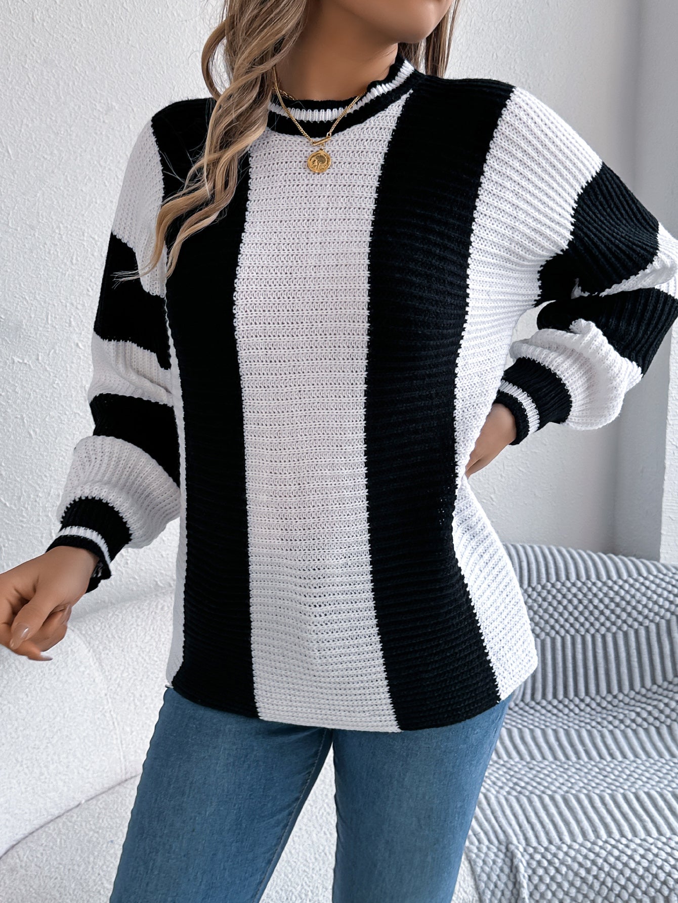 Sarah Express Women's Color Block Stripe Lantern Sleeve Pullover Sweater