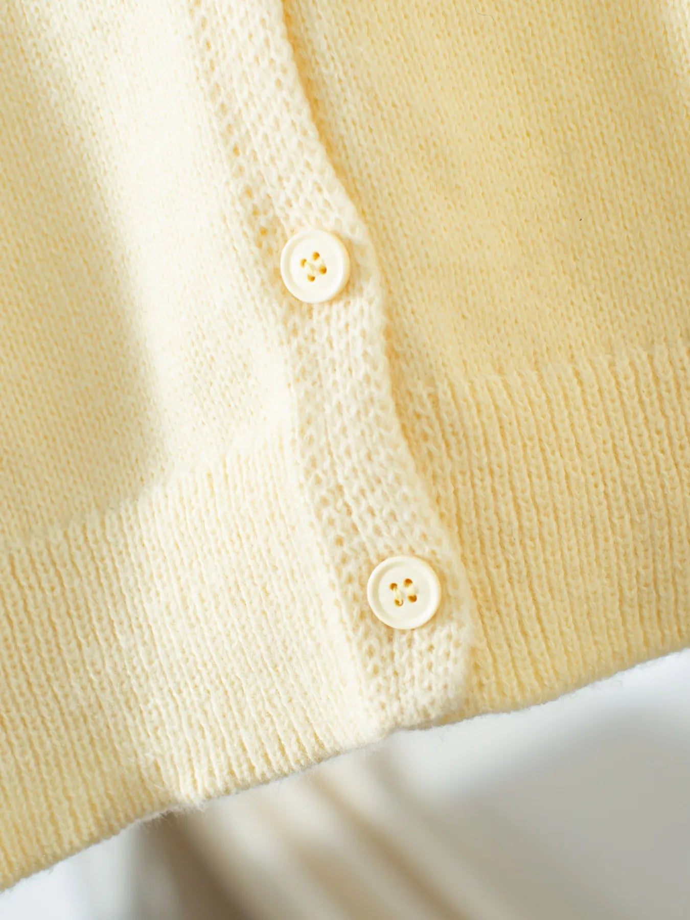 Sarah Express Women's Button-Up Long Sleeve Knit Cardigan