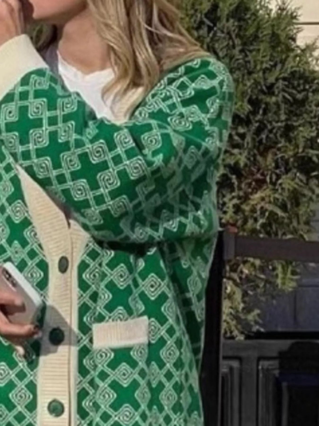 Sarah Express Women's Geometric Pattern Button-Down Cardigan with Pockets