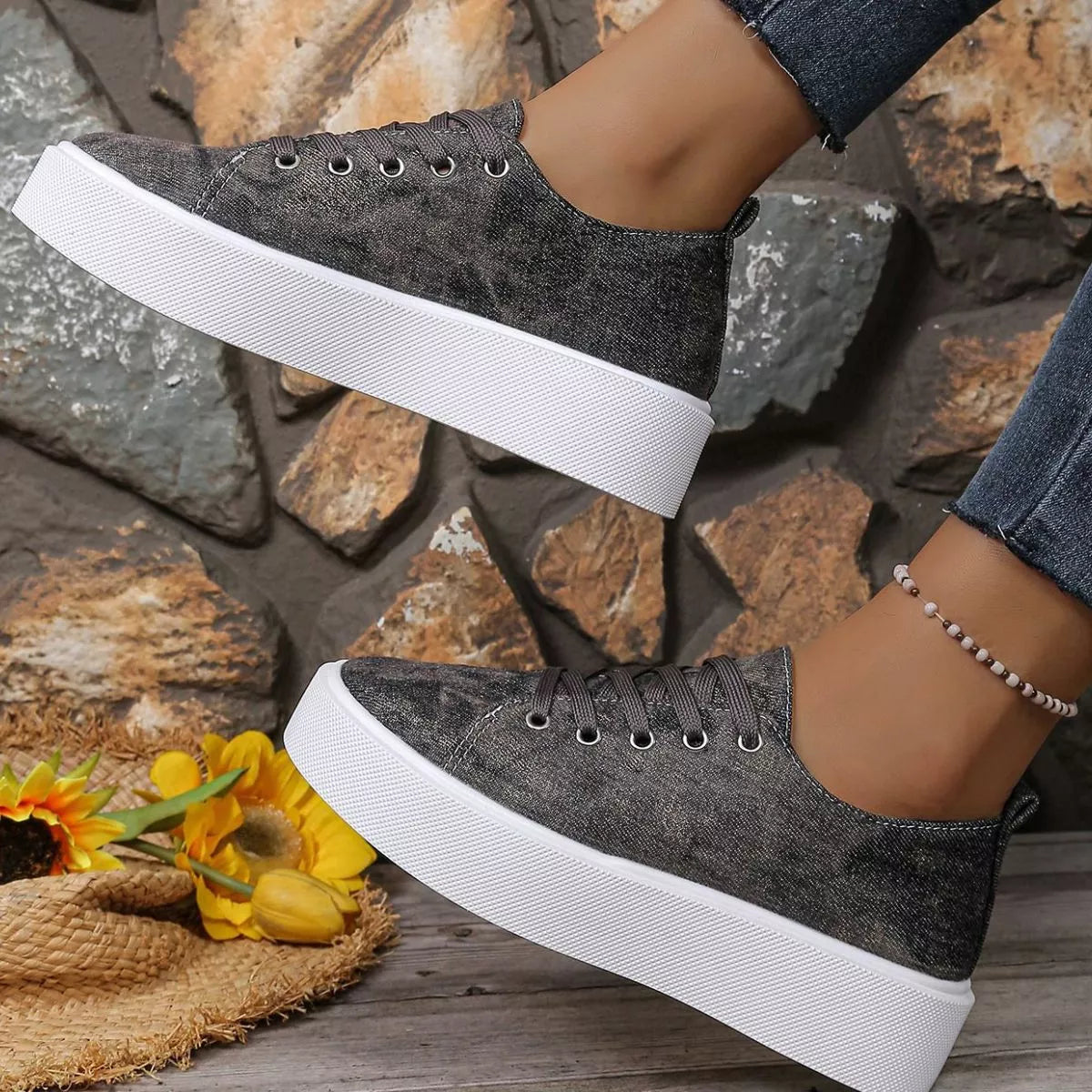 Sarah Express Women's Round Toe Platform Sneakers