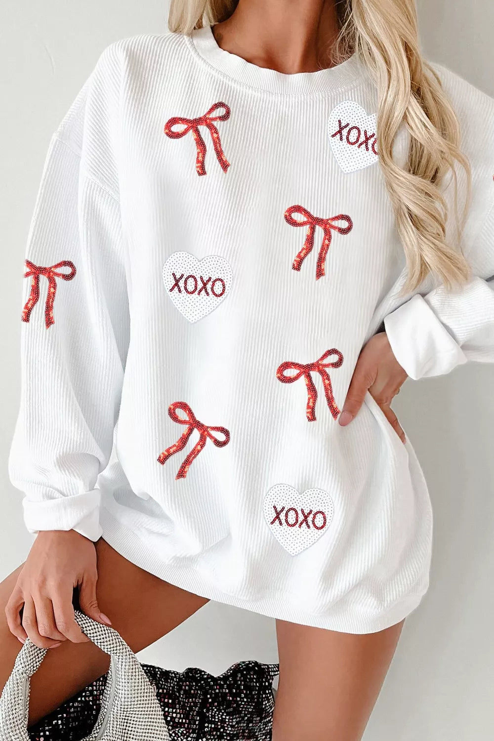 Sarah Express Women's Valentine's Day XOXO Bowknot Oversized Sweatshirt