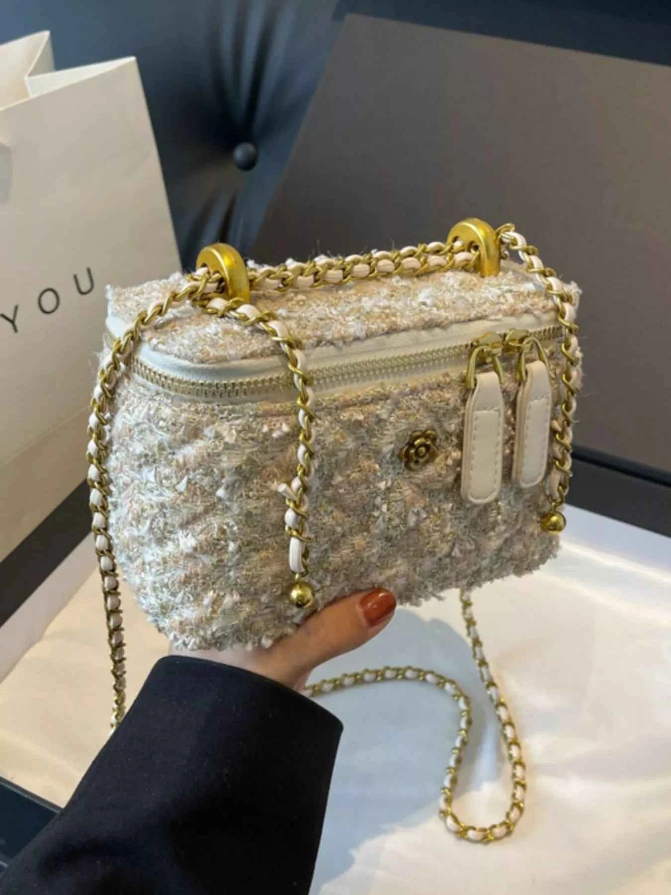 Sarah Express Women's Tweed Crossbody Bag with Chain Strap Cream ONESIZE