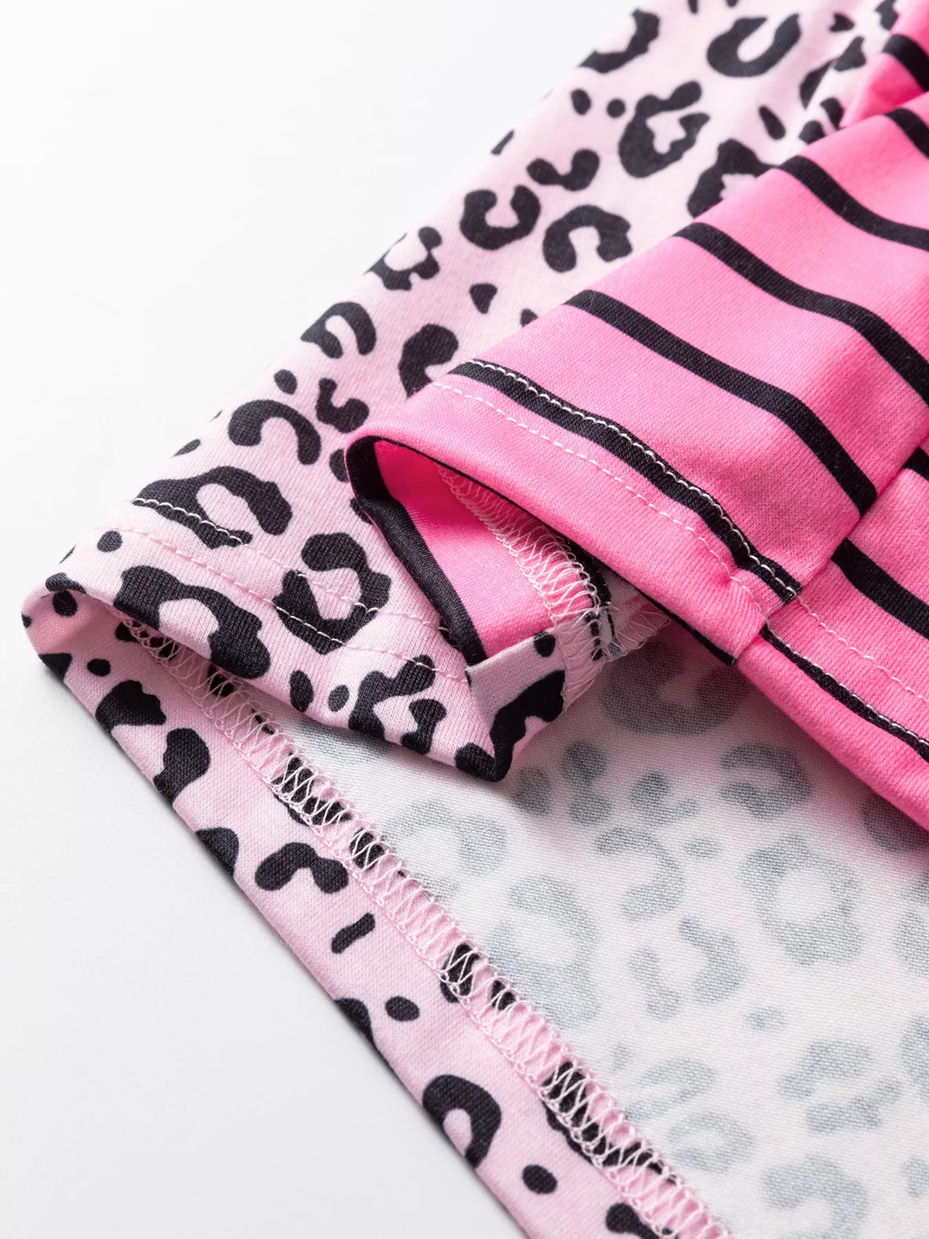 Sarah Express Women's Leopard Striped Patchwork Side Slit Loose Short Sleeve Top