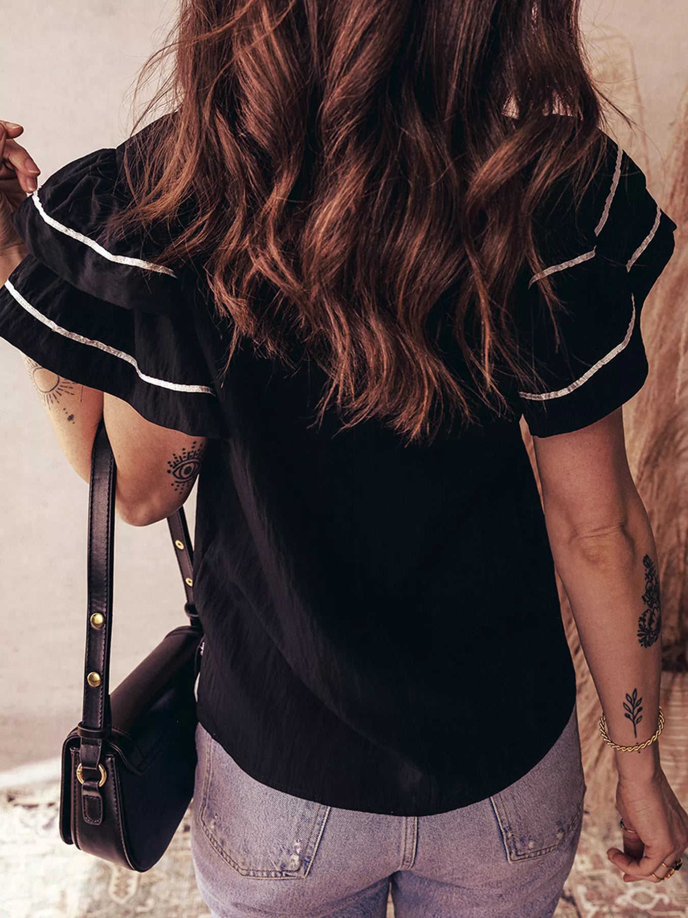 Sarah Express Women's Contrast Trim Dual Ruffle Short Sleeve Textured Blouse