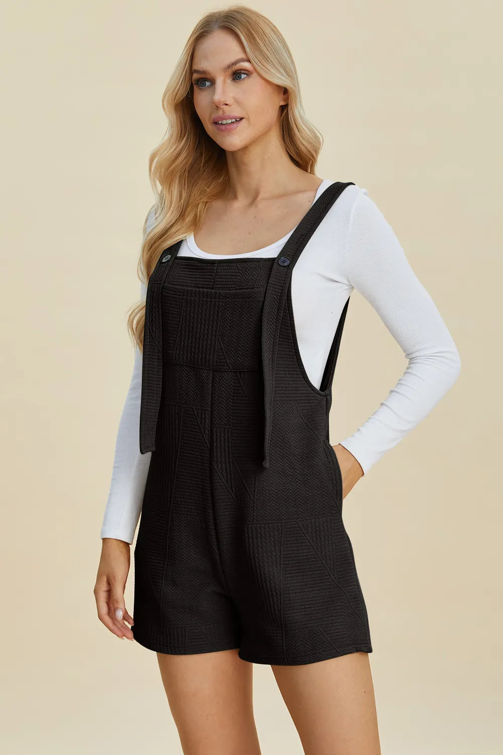 Sarah Express Women’s Plus Size Textured Sleeveless Romper Casual