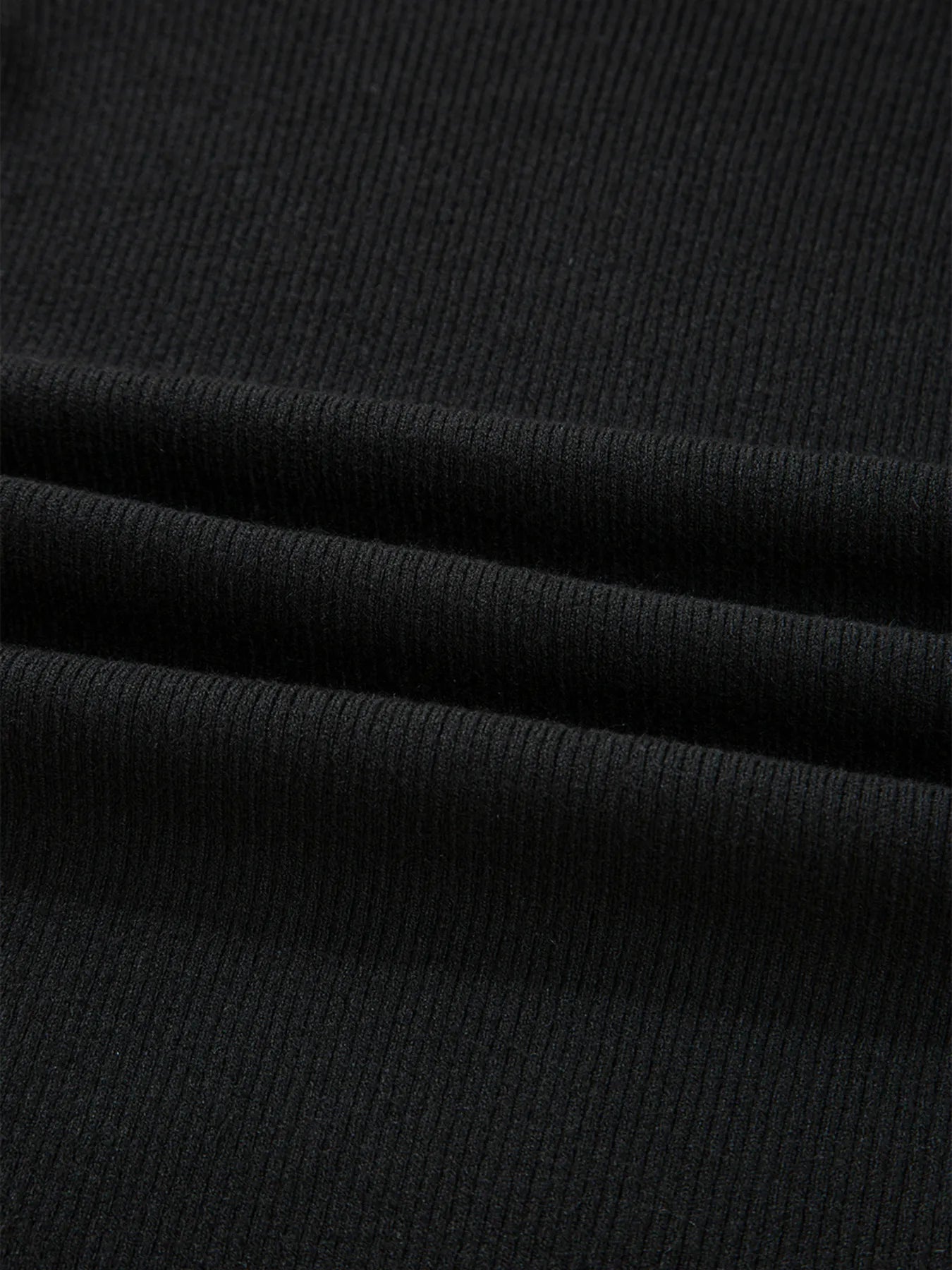 Sarah Express Women's Ribbed Knit Cold Shoulder Sweater