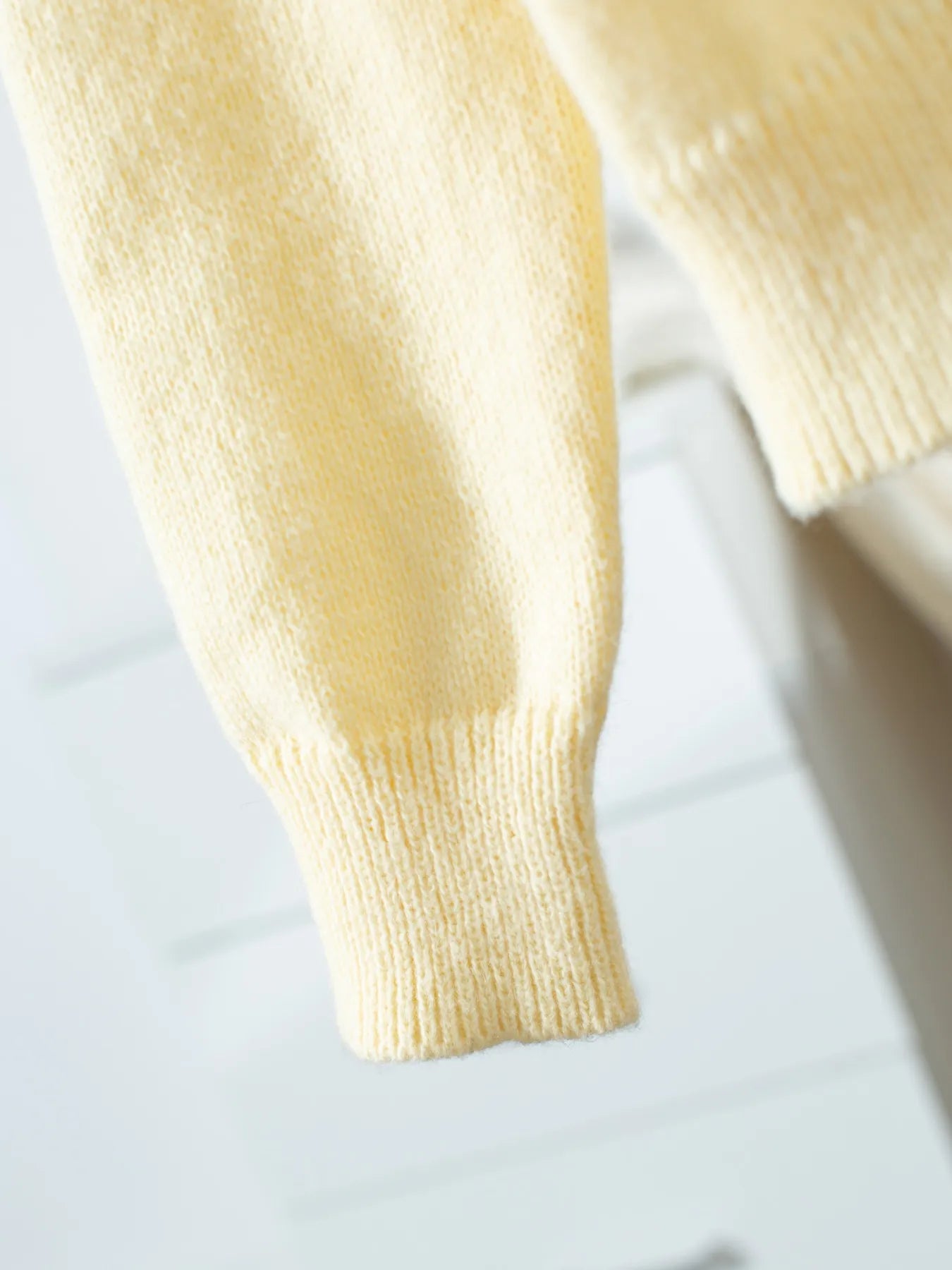 Sarah Express Women's Button-Up Long Sleeve Knit Cardigan