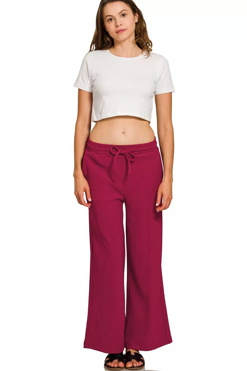 Sarah Express women’s ribbed two-piece lounge set with a round neck pullover top and matching drawstring pants.
