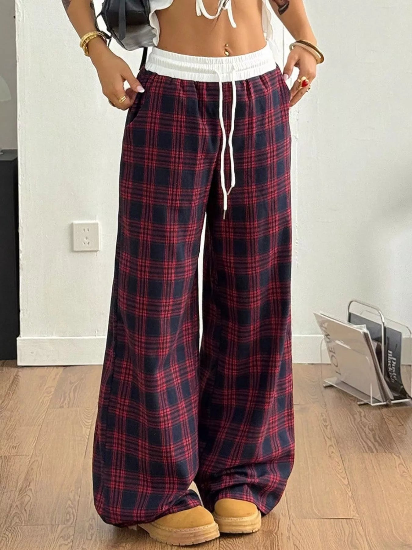Sarah Express Women's Plaid Wide-Leg Pants with Elastic Waistband