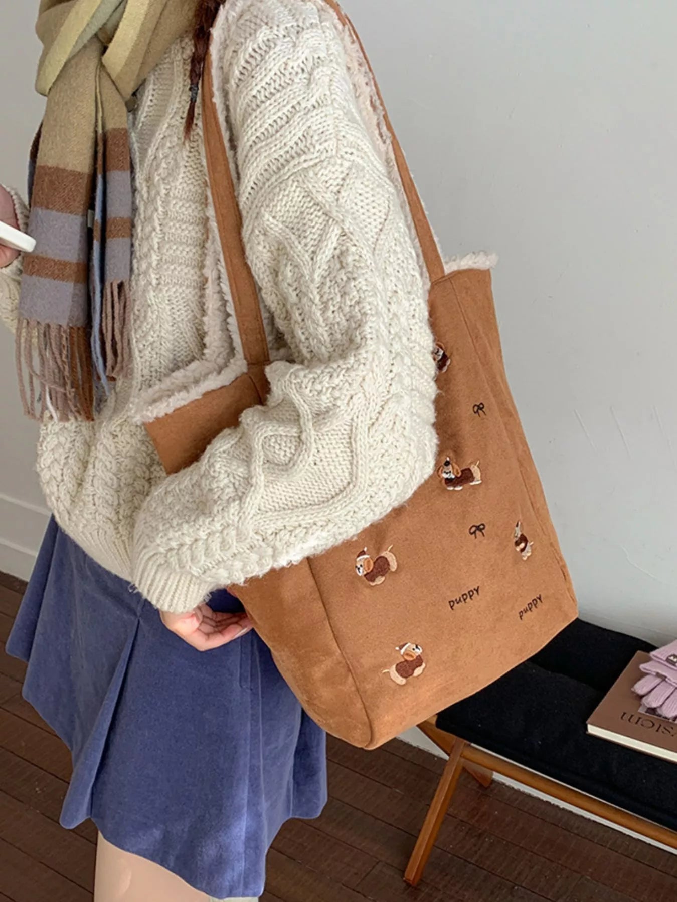 Sarah Express Women's Embroidered Plush Tote Bag