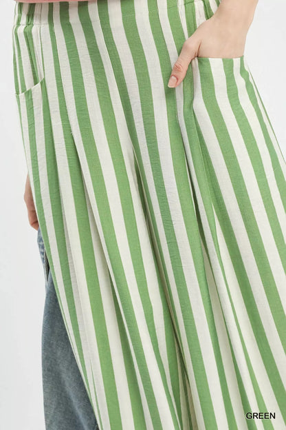 Sarah Express Women's Vertical Stripe Wide Leg Pants