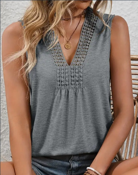 Sarah Express Women's Lace V-Neck Tank Top Pleated Sleeveless Flowy