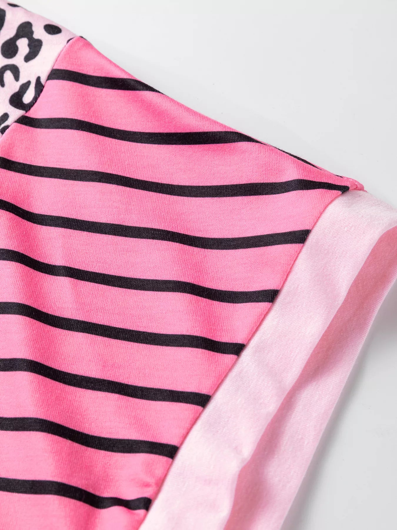 Sarah Express Women's Leopard Striped Patchwork Side Slit Loose Short Sleeve Top