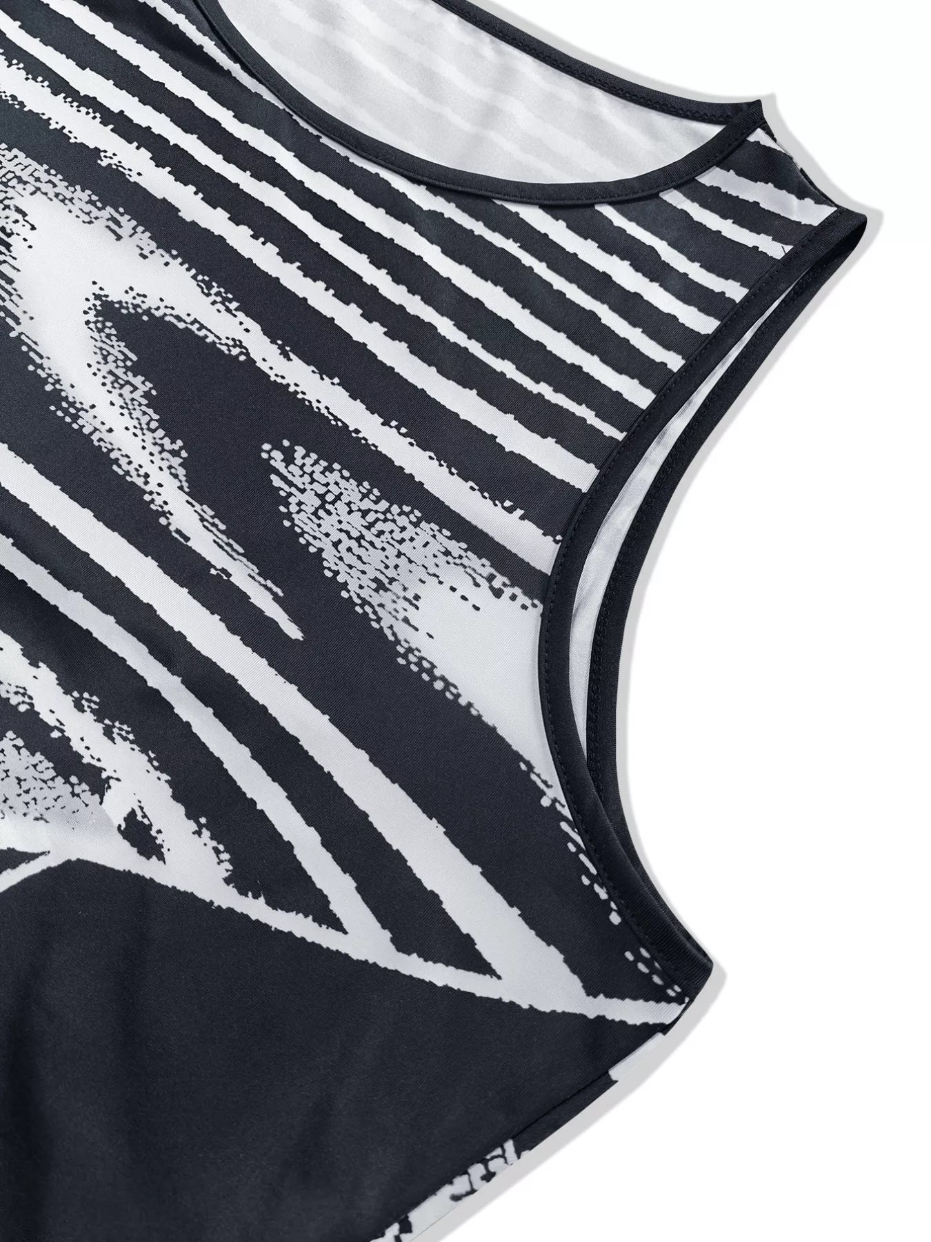 Sarah Express Women's Plus Size Sleeveless Bodycon Maxi Dress with Abstract Print