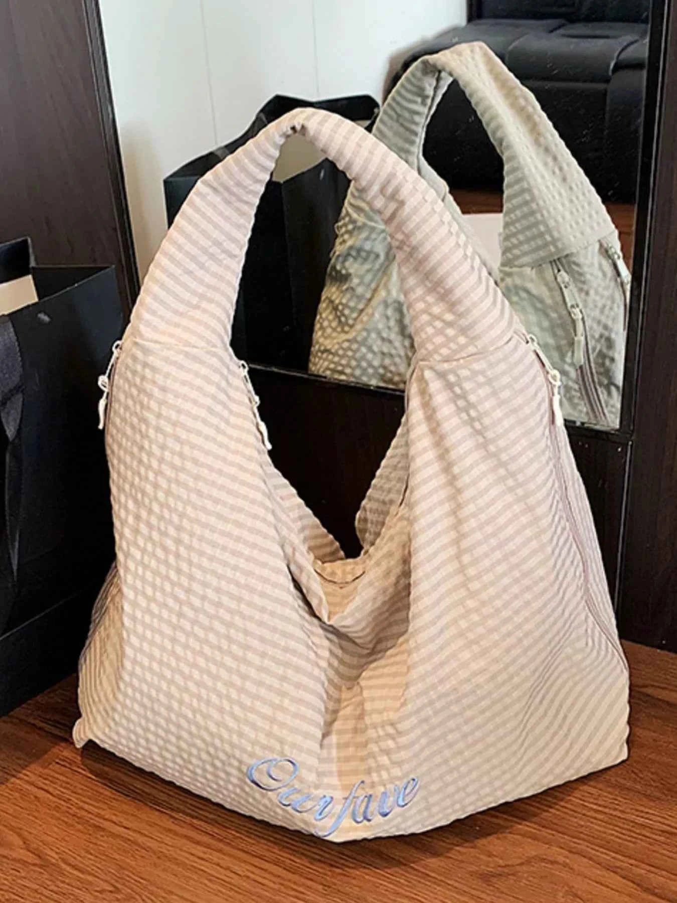 Casual Style Plaid Handbag