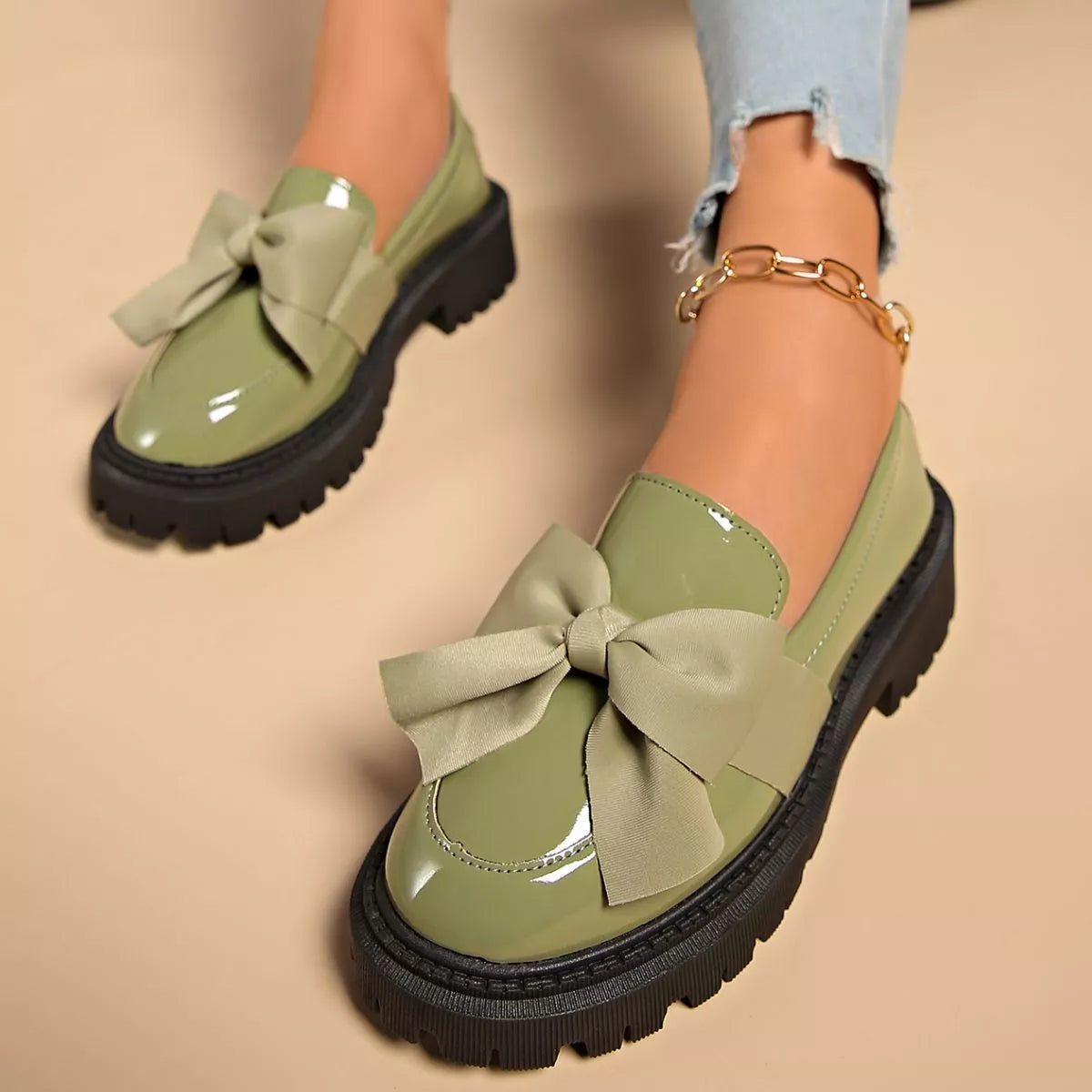 Sarah Express Women's Bow Decor Round Toe Loafers Army Green