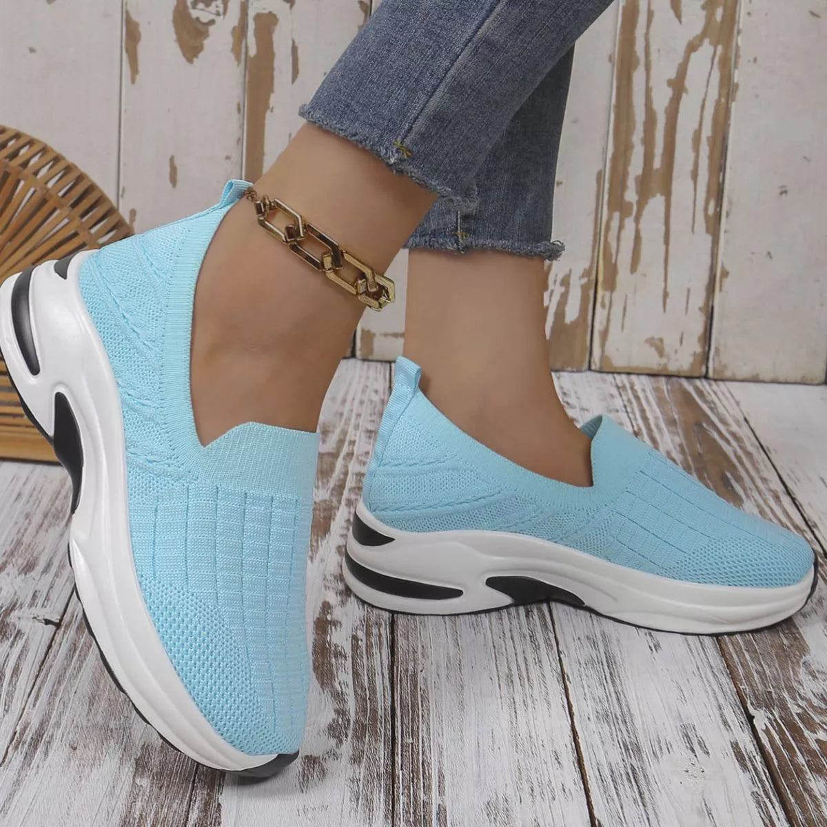 Sarah Express Women's Round Toe Mesh Slip-Ons